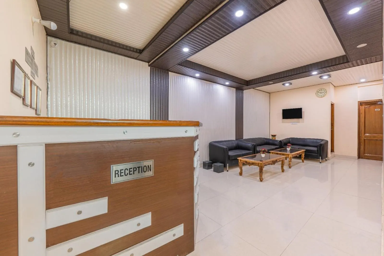 Hotel Charming Hills By Him Haults Hospitality Shimla