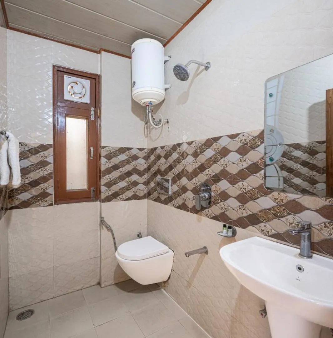 Hotel Charming Hills By Him Haults Hospitality Шимла